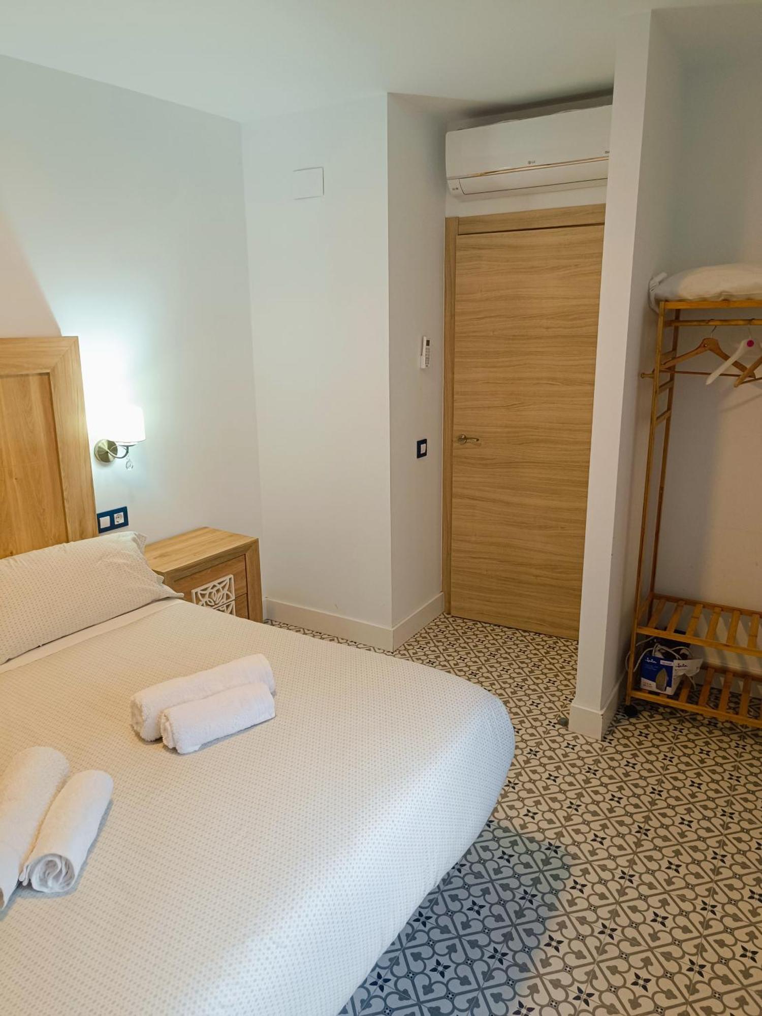 Al-Qazeres Suites Caceres Luaran gambar